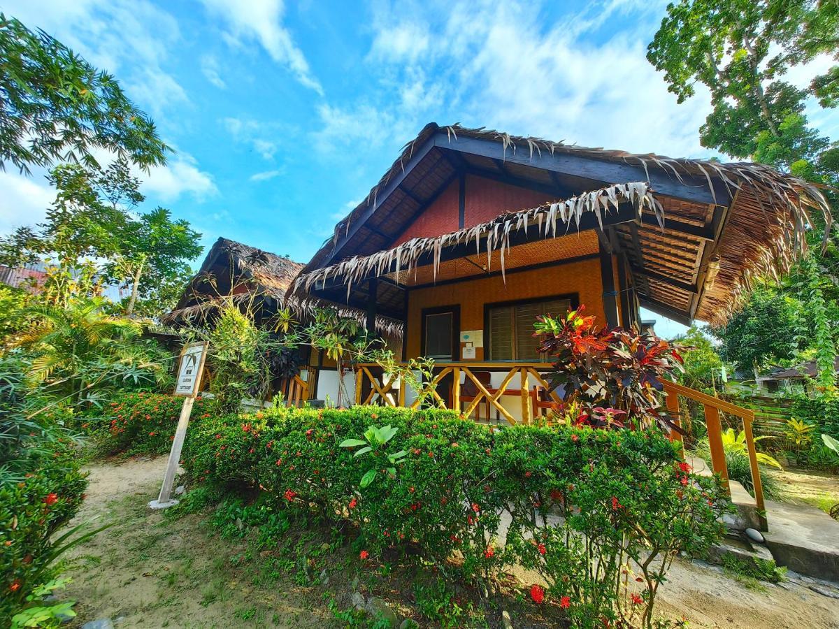 Besaga Beachfront B&B - Port Barton 圣维森特 外观 照片
